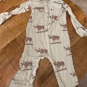 Kate Quinn Brown and Cream Baby Outfit